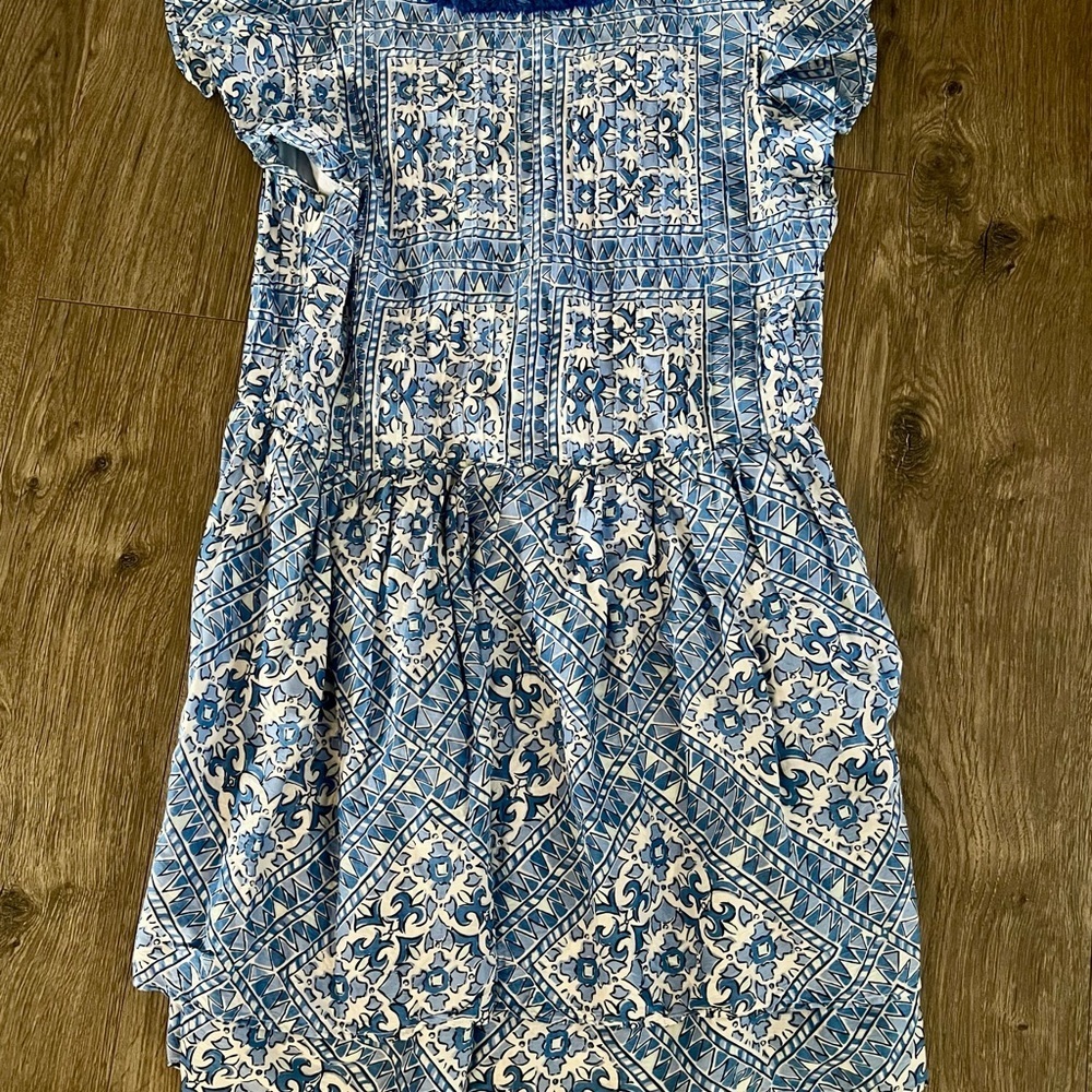Vineyard Vines Blue Tile Scarf Print Tassel Trim Flutter Sleeve Dress Medium - Picture 5 of 6